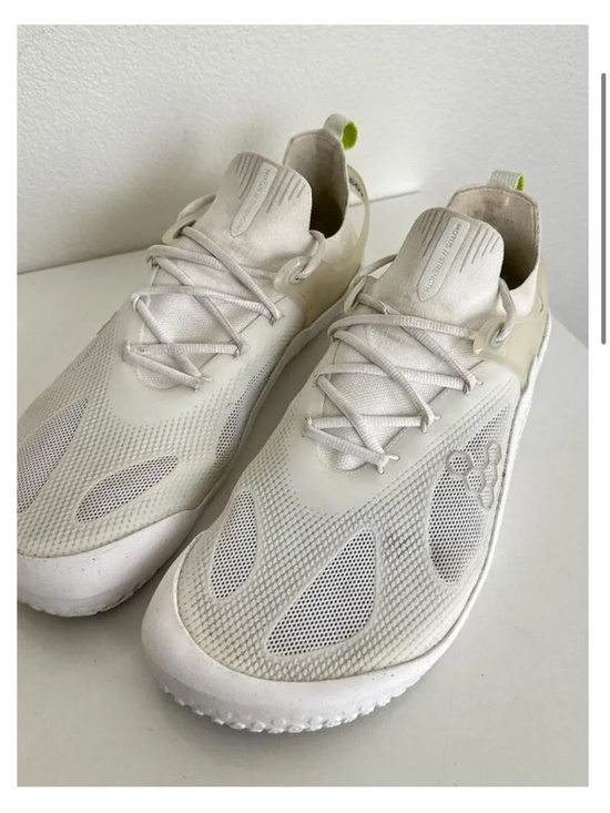 Vivobarefoot Motus Strength main image 8